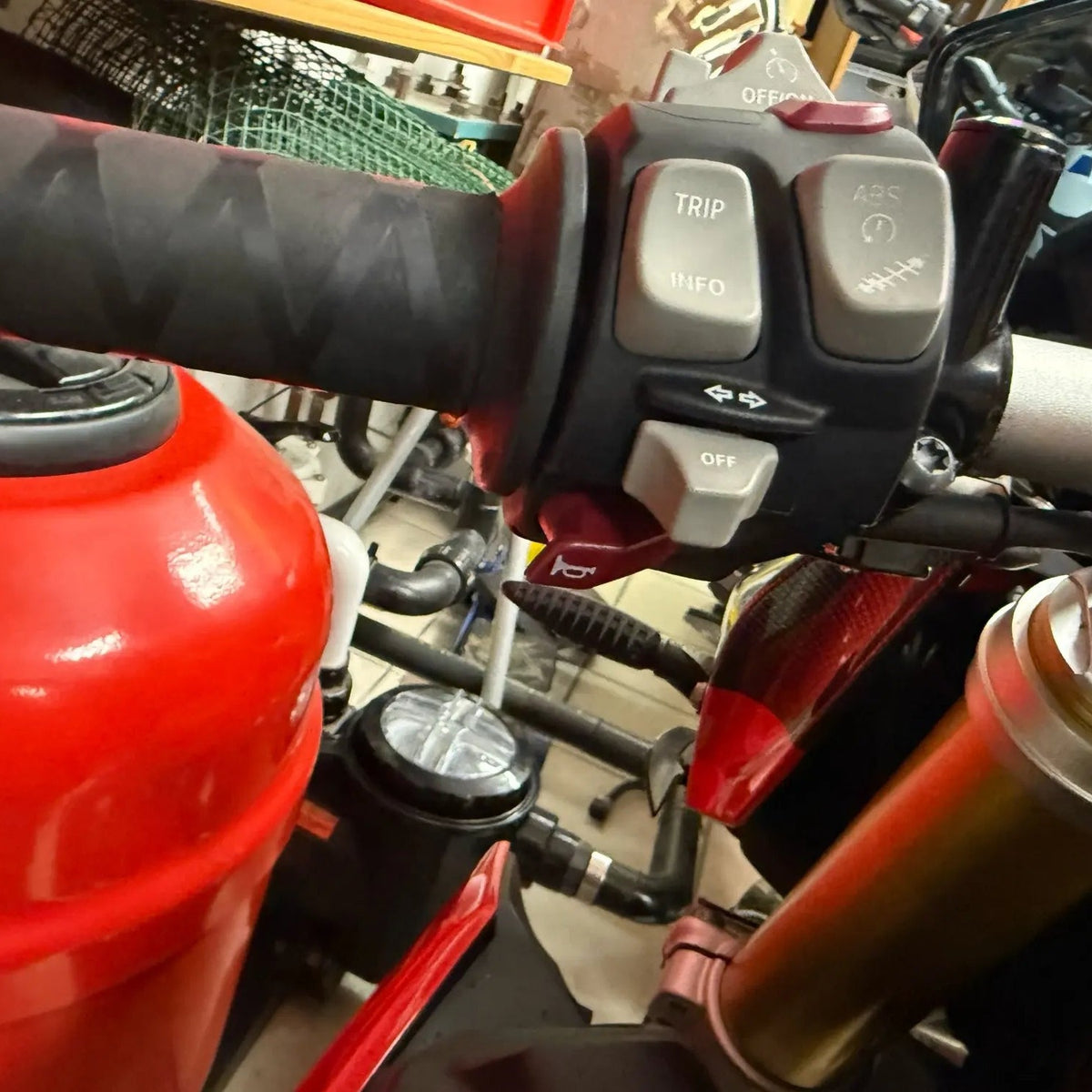 Left And Right Switch Button Set For BMW R1200GS / R1200R / R1200RS / S1000XR - installed