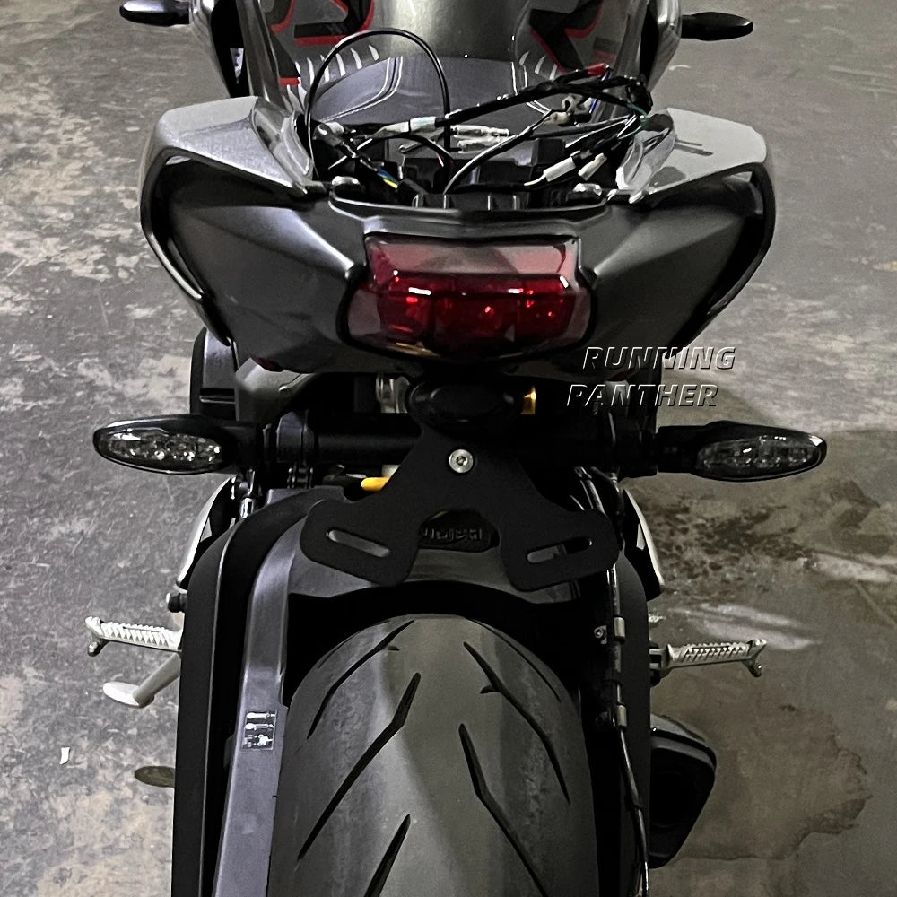 Black aluminum license plate bracket 2