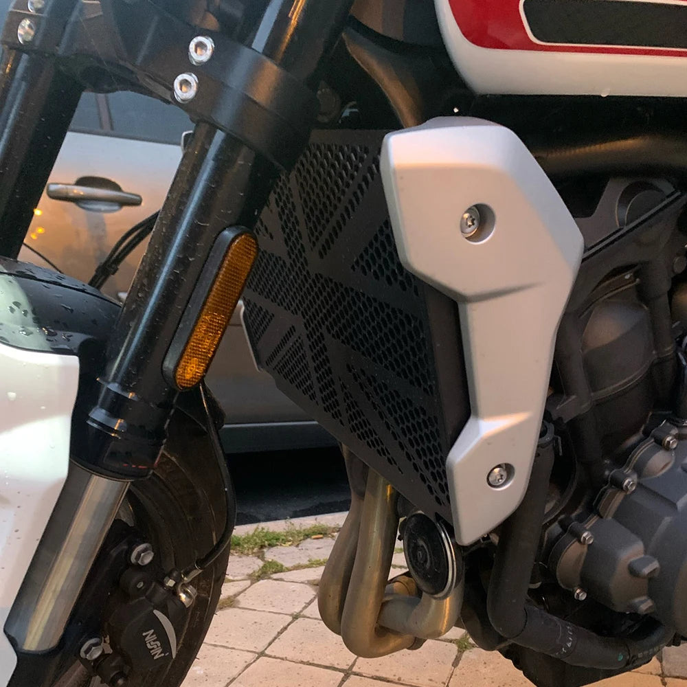 Black radiator protective guard cover 3