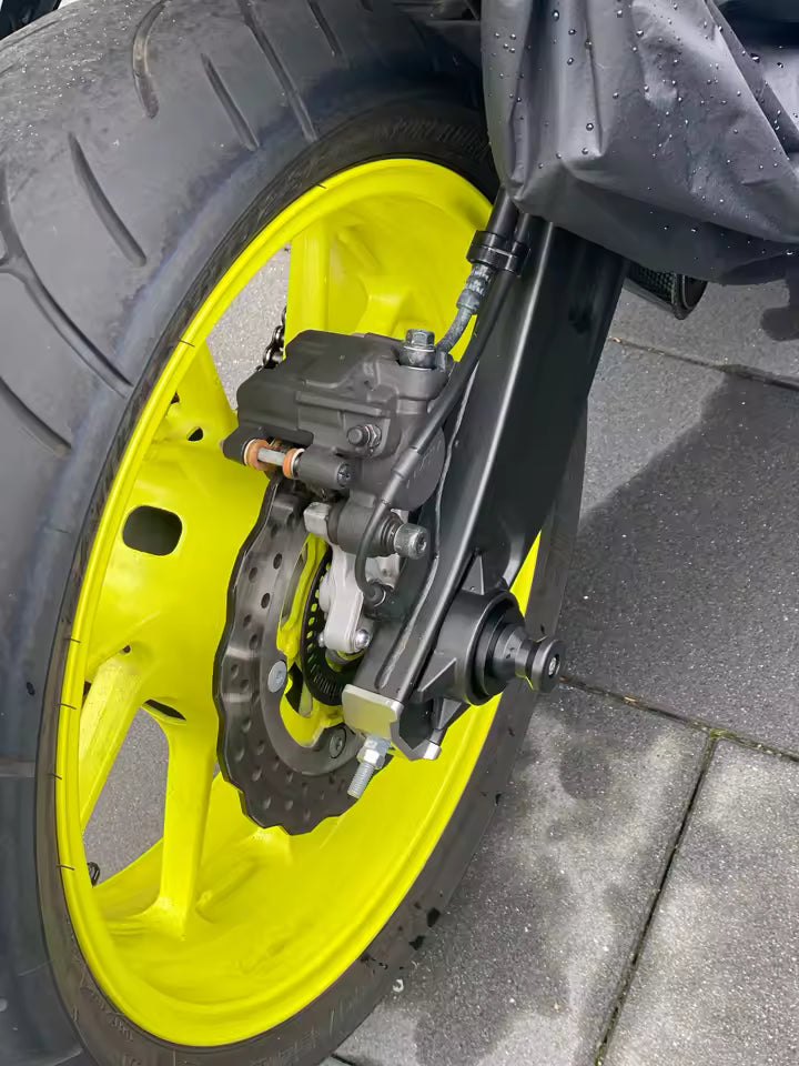 Front & Rear Axle Crash Protectors For Yamaha MT-07 FZ-07 - 2014 to 2023