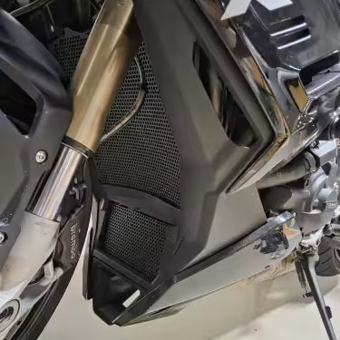 Radiator Guard & Oil Cooler Cover For BMW S1000RR / S1000R - 2019 to 2025