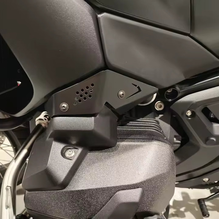 Throttle Body Cover Guards For BMW R1300 GS - 2024 to 2027