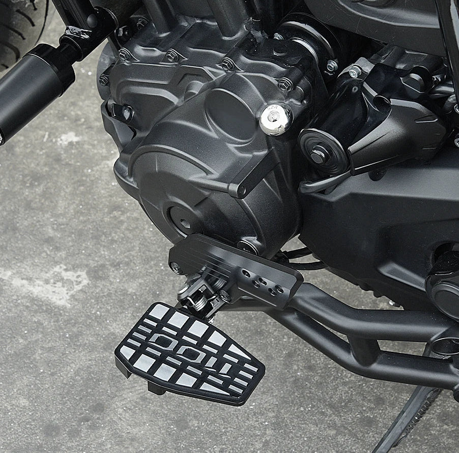 Front Footpeg Guard Cover For Honda Rebel CMX1100 - 2021 to 2026 3